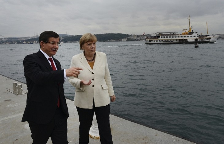 Турция и Германия будут вместе работать над проблемой беженцев - ảnh 1